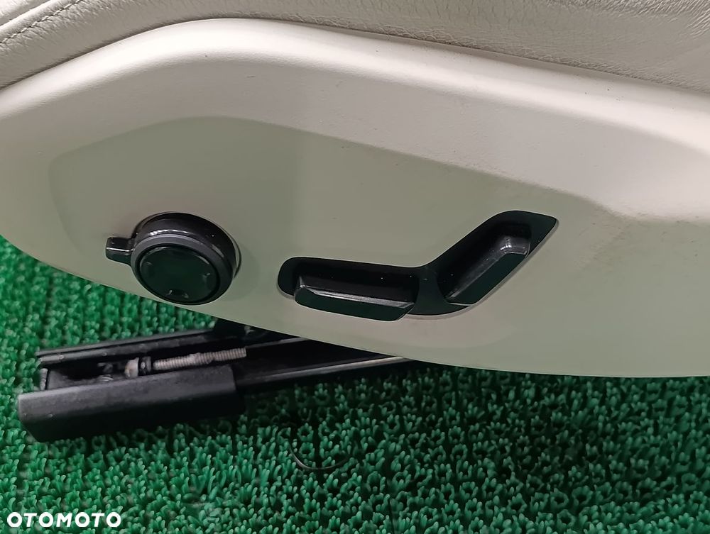 VOLVO S90 od 2020r Fotele Kanapy Boczki - 4