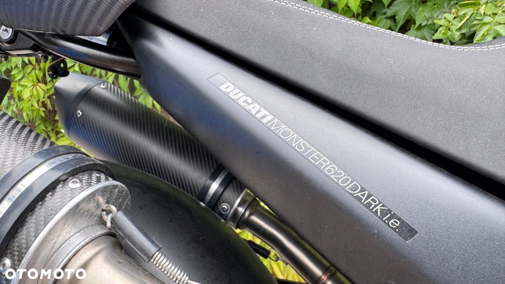 Ducati Monster - 12