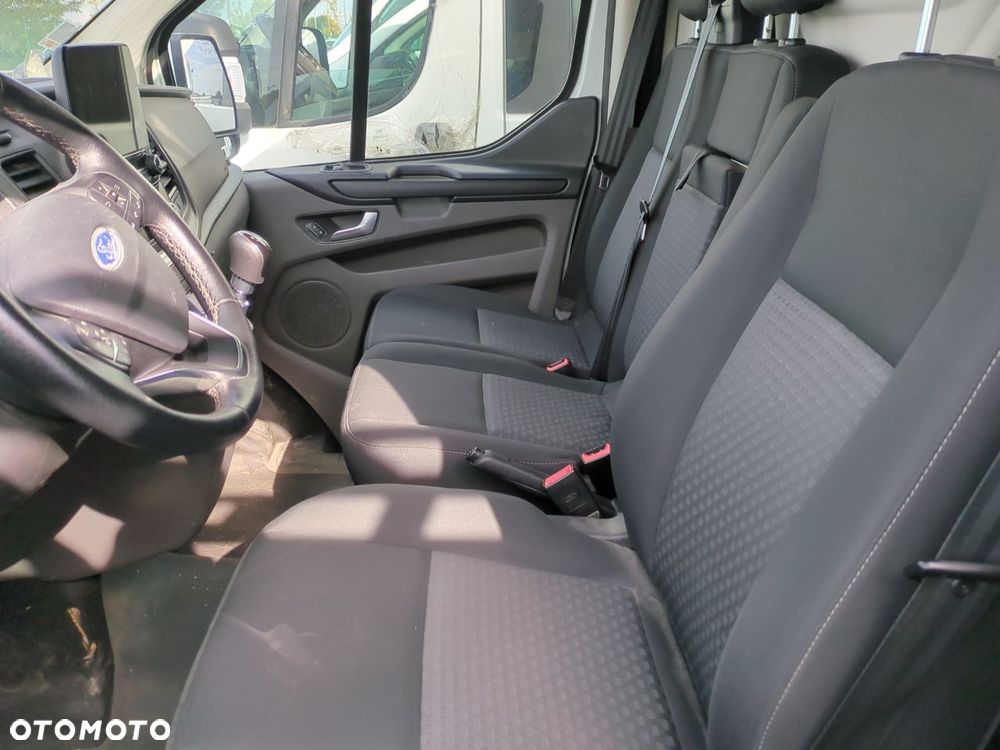 Ford Transit Custom - 3