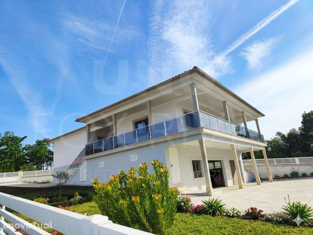 Moradia T3 Moderna em Paredes de Coura - Grande imagem: 2/19