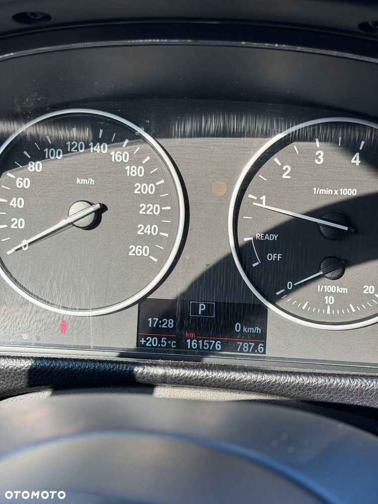 BMW Seria 3 320i xDrive Sport Line - 16