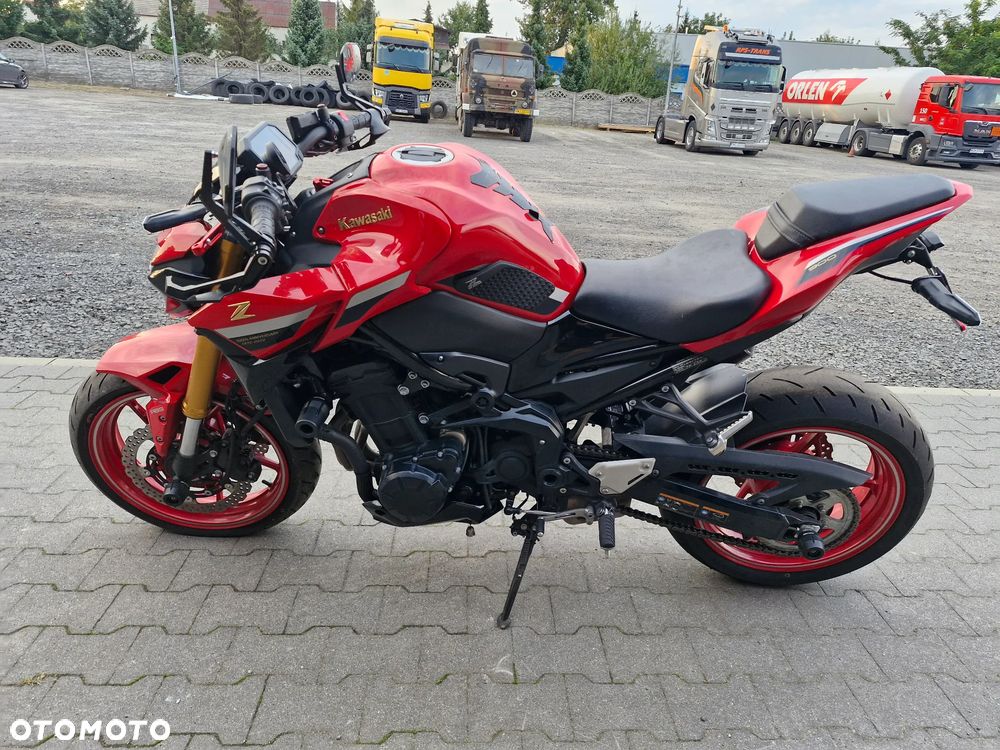 Kawasaki Z 900 - 1