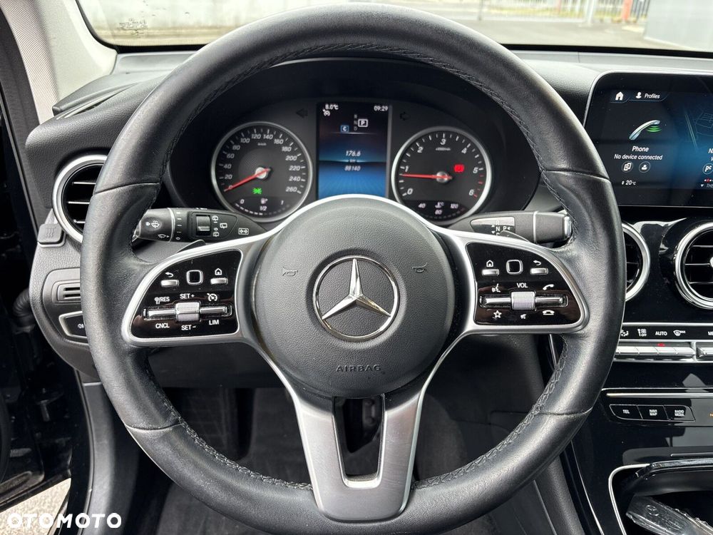 Mercedes-Benz GLC - 12