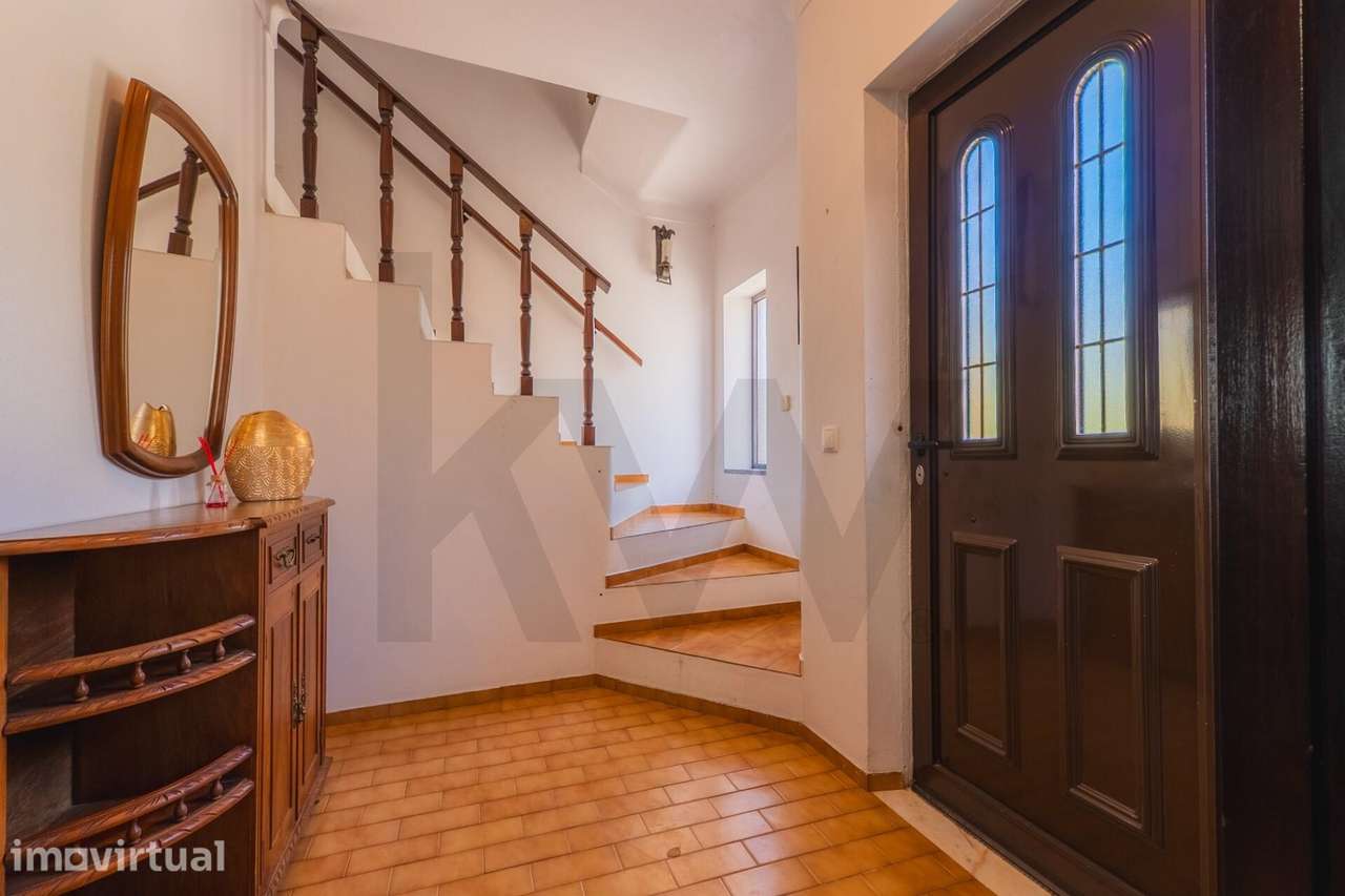 Moradia Tradicional T2 com Terraço | Um refúgio com vista para a Serra - Grande imagem: 3/33