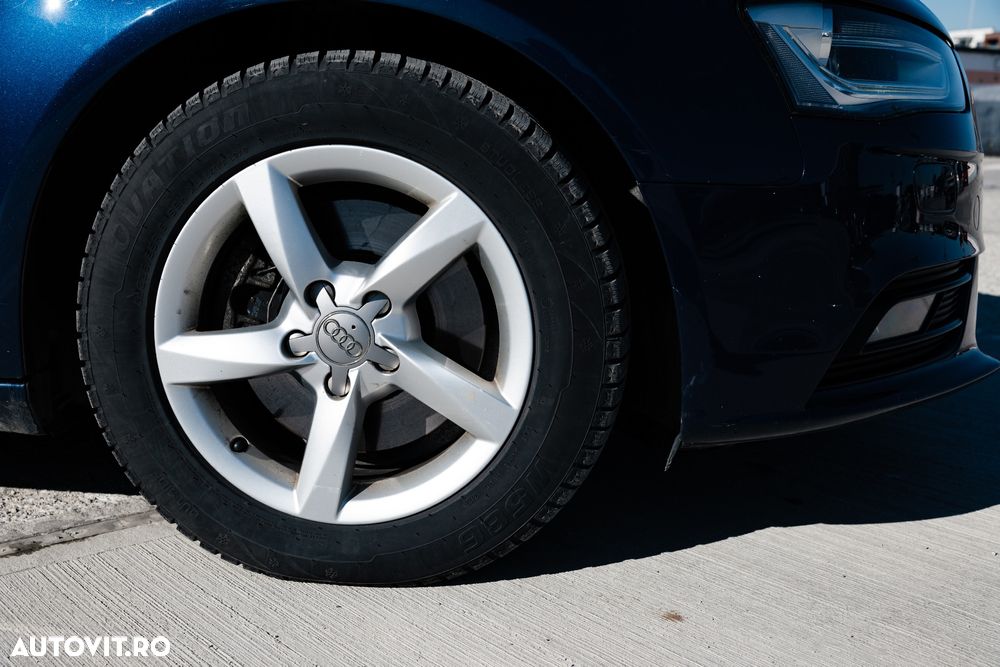 Audi A4 2.0 TDI DPF multitronic Ambiente - 27