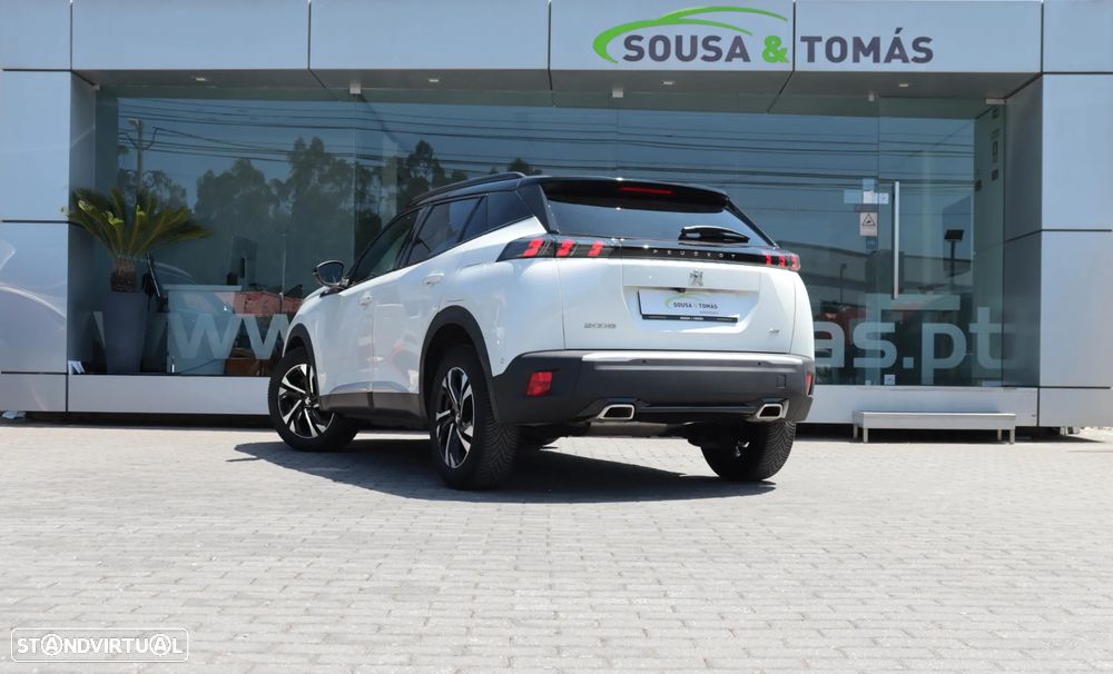 Peugeot 2008 1.2 PureTech GT EAT8 - 3