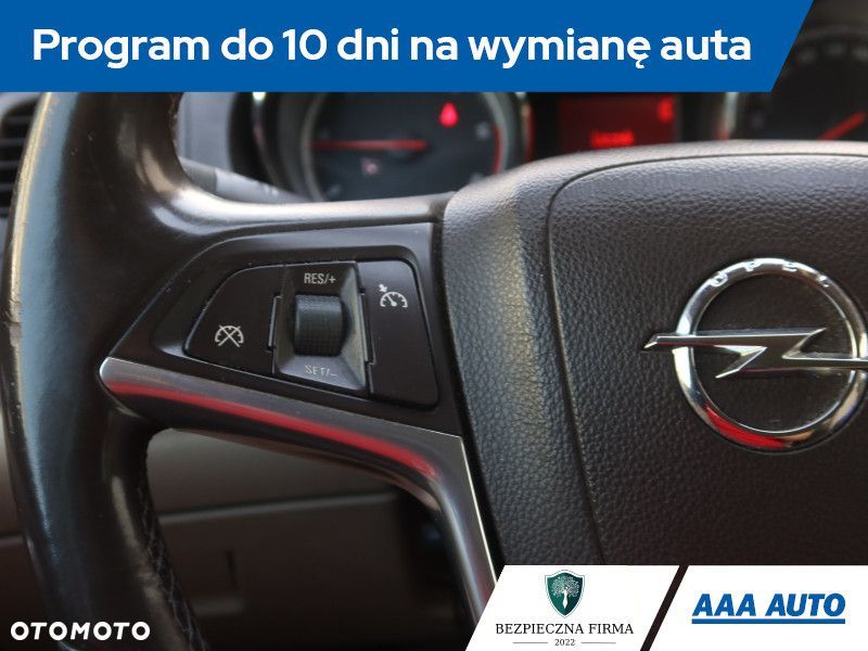 Opel Insignia - 20