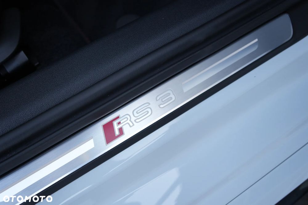 Audi RS3 Limousine TFSI Quattro S tronic - 15