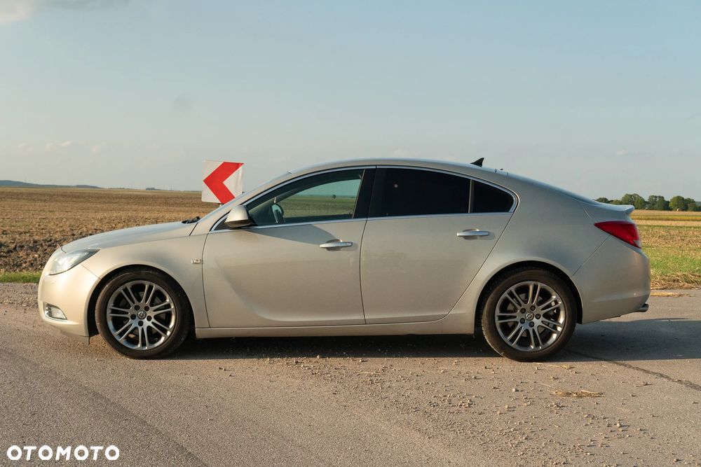 Opel Insignia 2.0 CDTI Cosmo - 4