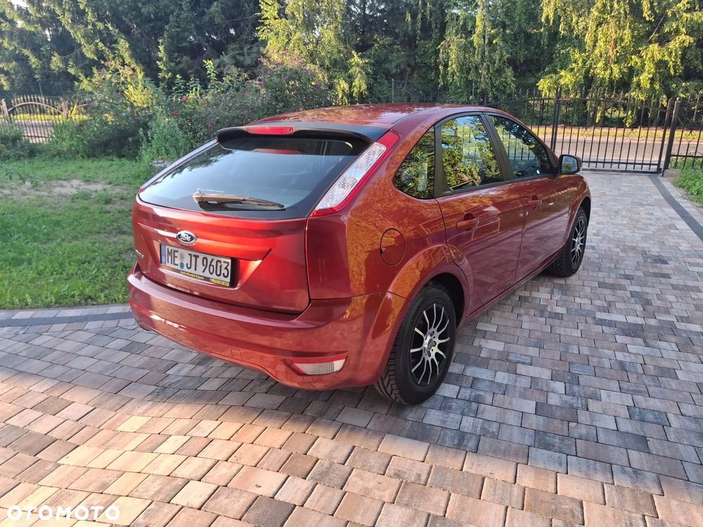 Ford Focus 1.6 16V Connection - 6