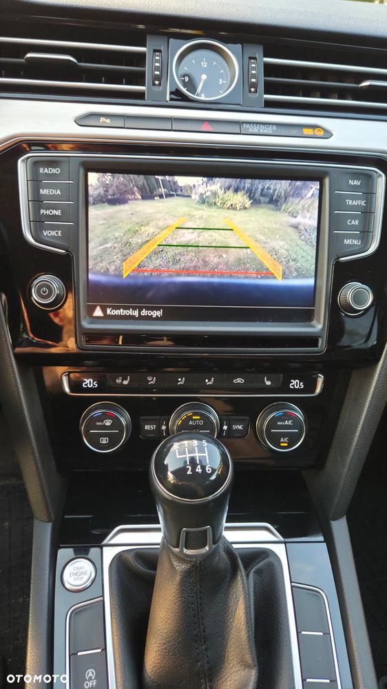 Volkswagen Passat 2.0 TDI BMT Highline - 16