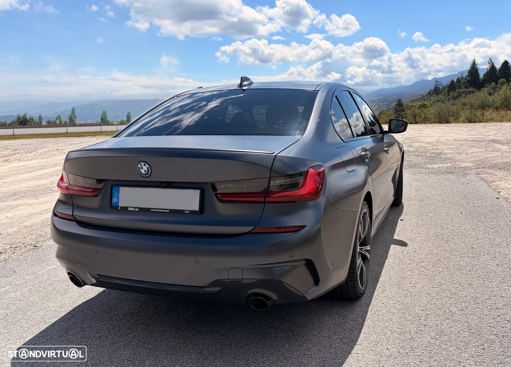 BMW 330 e Pack Desportivo M Auto - 6