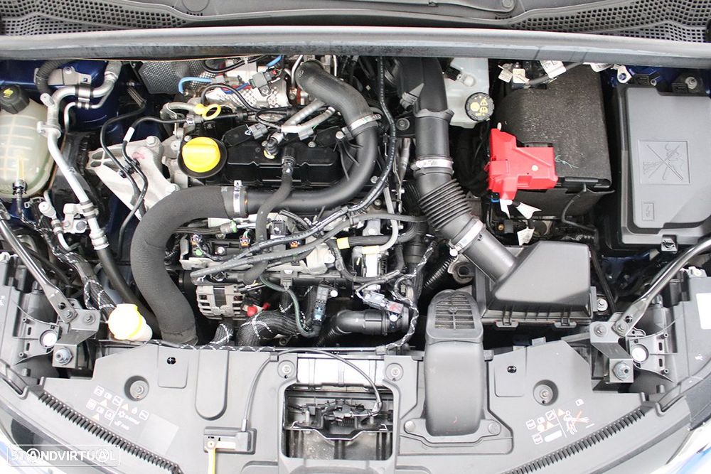 Renault Captur 1.0 TCe Techno Bi-Fuel - 25