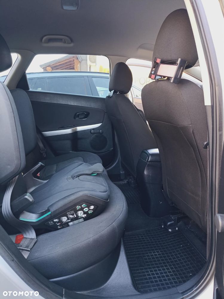 Kia Ceed 1.6 GDI M - 14