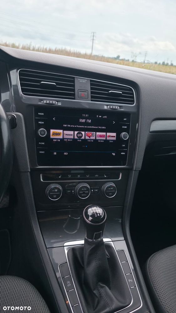 Volkswagen Golf 1.5 TSI BMT Comfortline - 10
