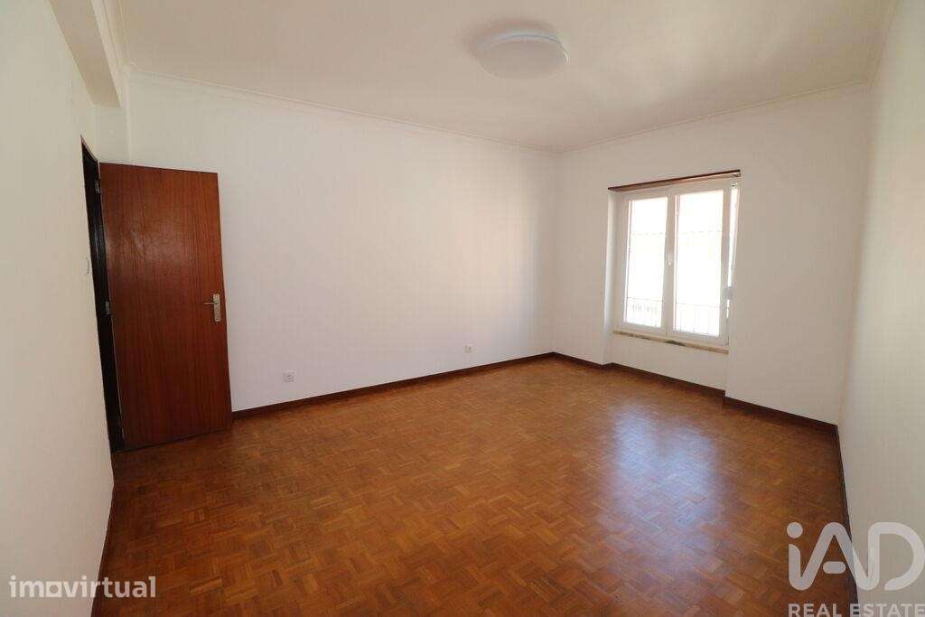 Apartamento T3 em Santa Maria, São Pedro E Matacães de 89,00 m2 - Grande imagem: 2/12