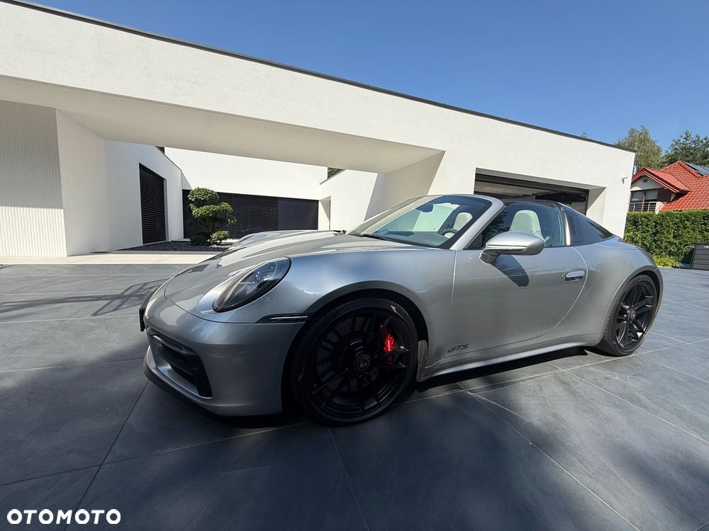 Porsche 911 Targa 4 GTS - 27