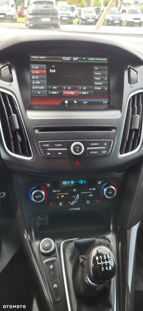Ford Focus 1.5 EcoBoost STart-Stopp-System TITANIUM - 27
