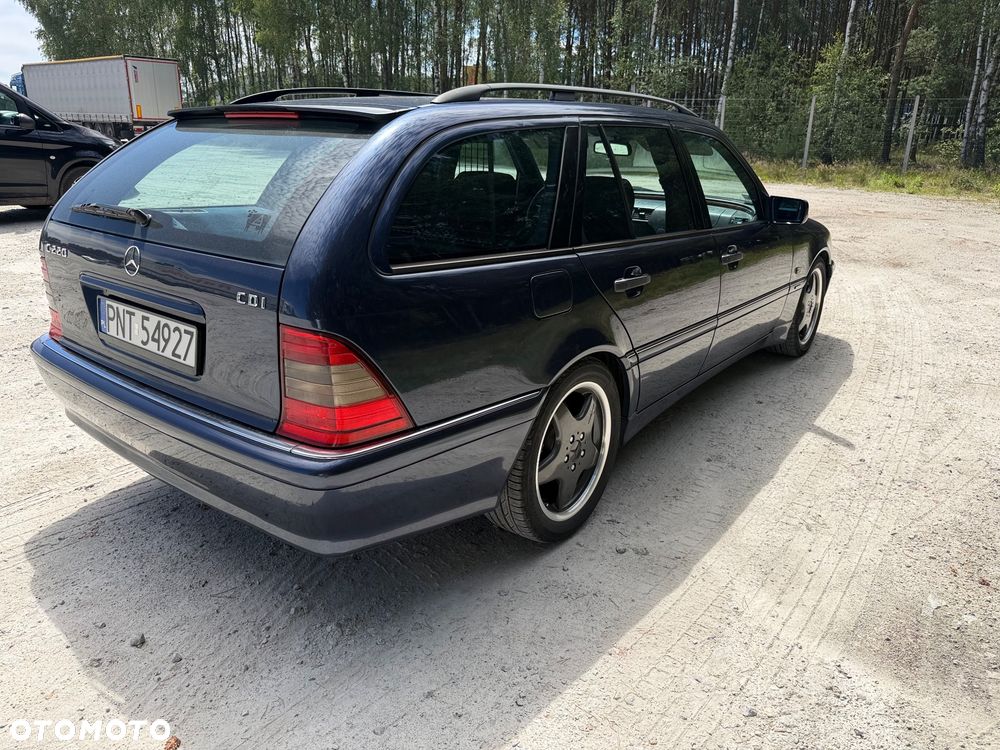 Mercedes-Benz Klasa C 220 CDI Elegance - 6