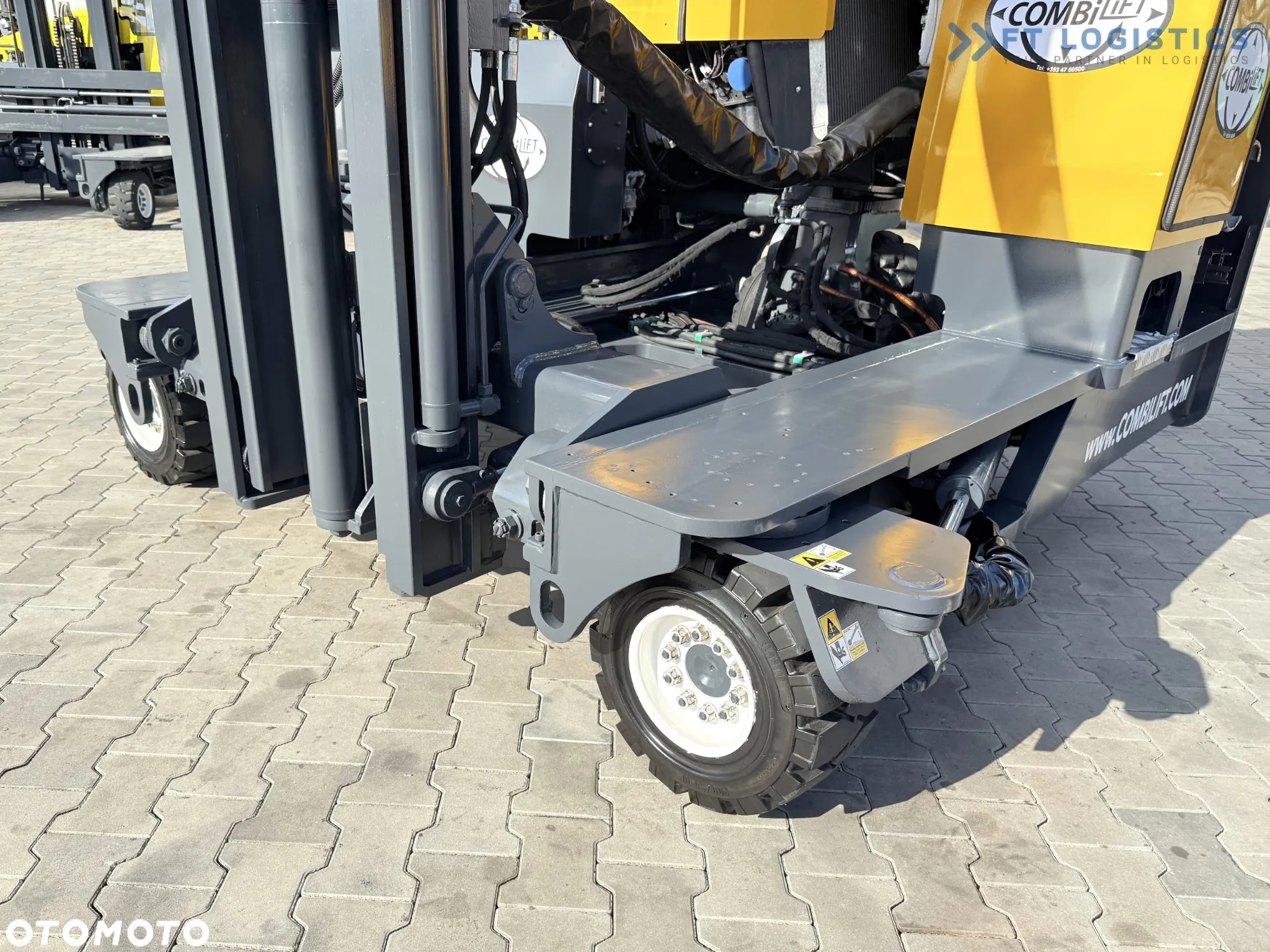 Combilift C4000 / GAS/ DUPLEX- 4100MM / PRZESUW WIDEŁ / WOLNY SKOK / PEŁNA OGRZEWANA KABINA / JEDYNIE 4223H / STAN - JAK NOWY! - 20