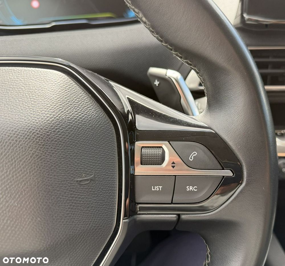 Peugeot 3008 1.6 PureTech Hybrid PHEV Allure Pack S&S EAT8 - 22