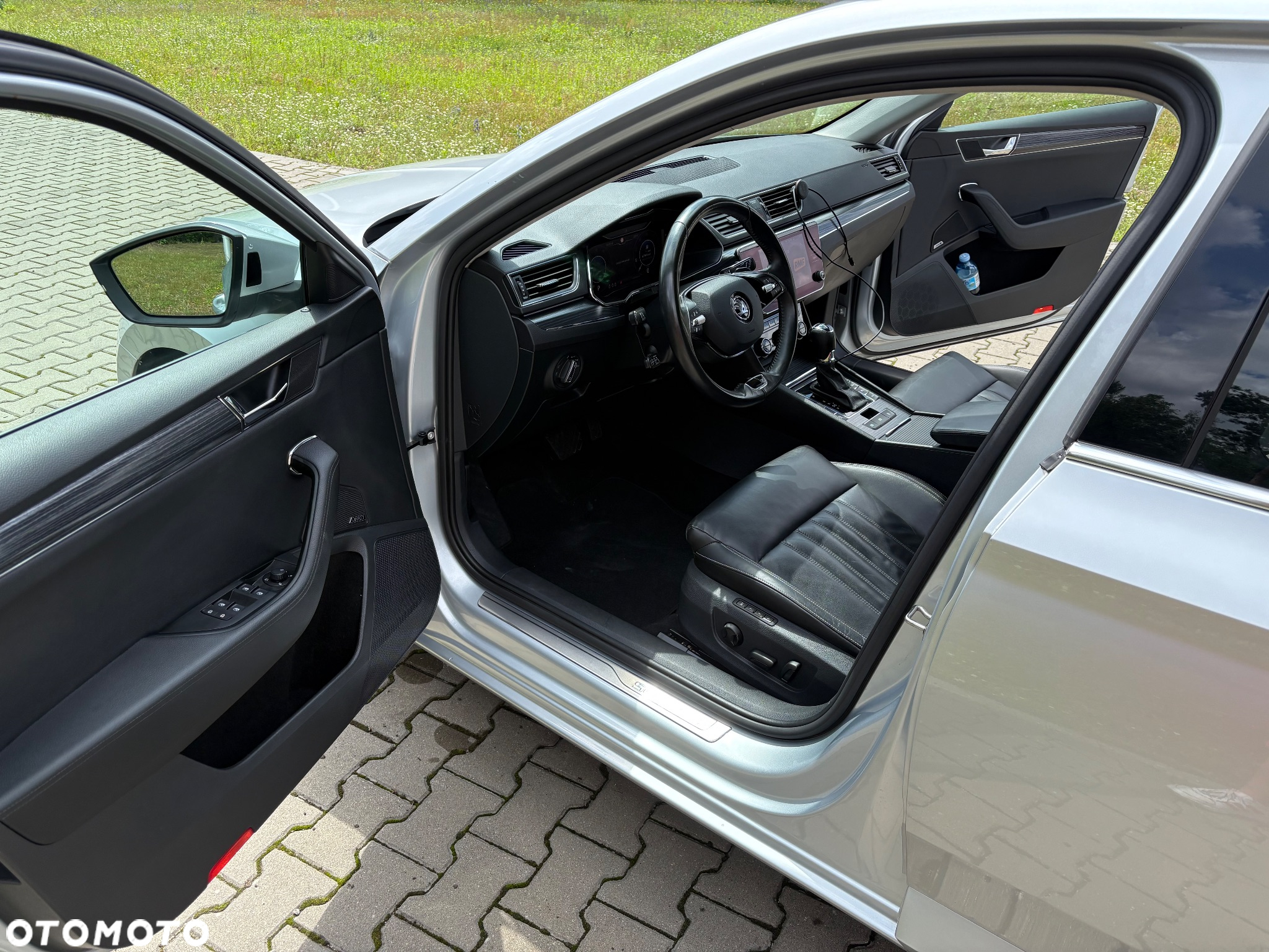 Skoda Superb 2.0 TDI DSG Style - 18