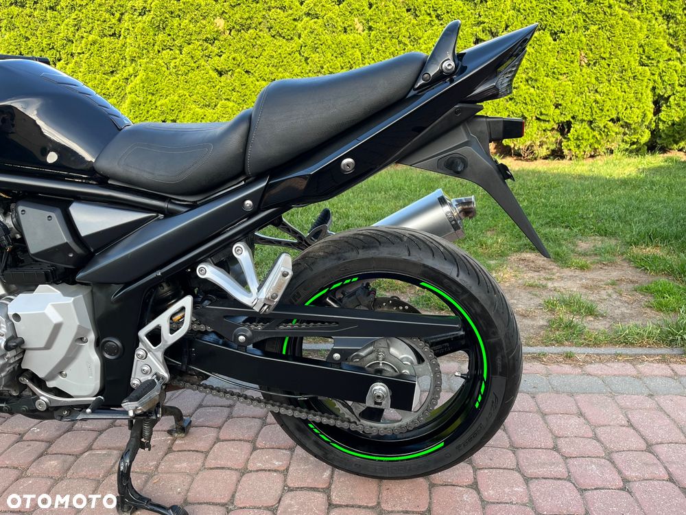 Suzuki Bandit - 22