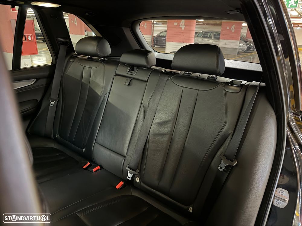 BMW X5 M50 d - 13