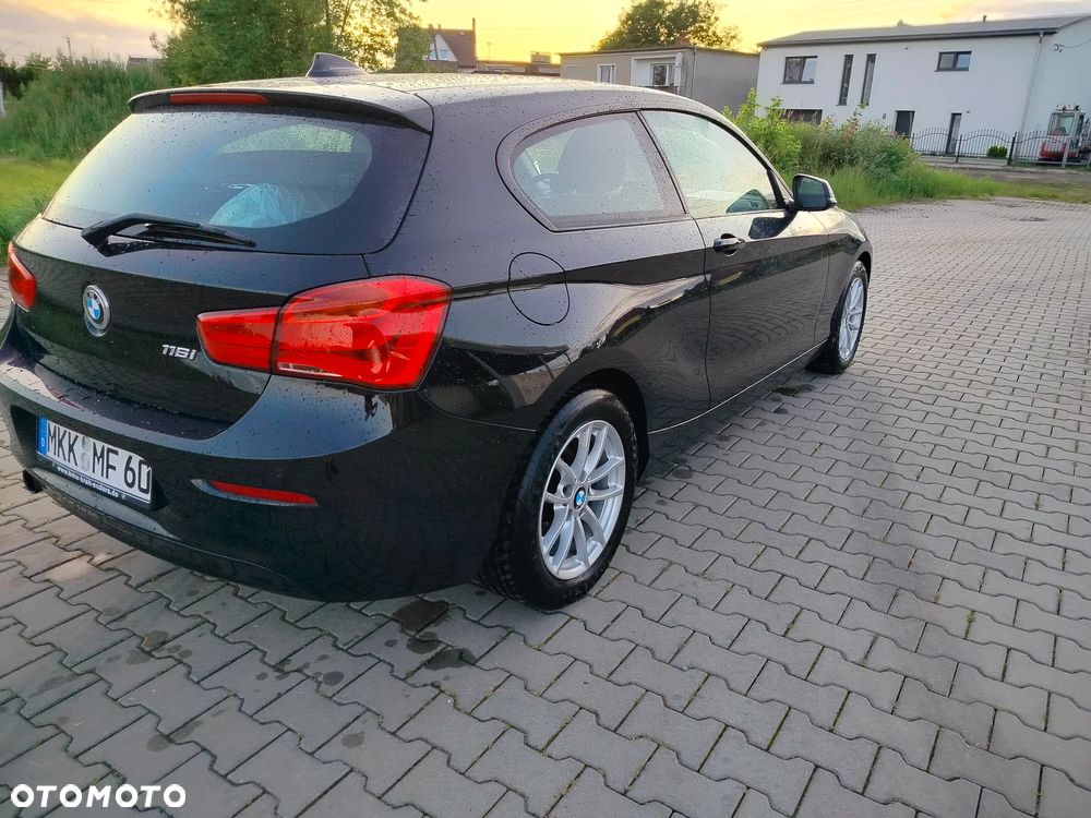 BMW Seria 1 - 22