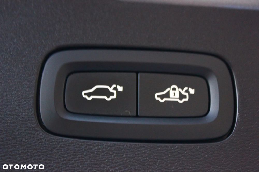 Volvo V60 B3 B DKG Inscription - 33