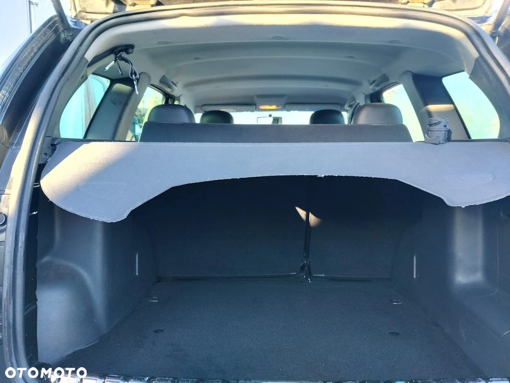 Dacia Duster 1.6 - 29