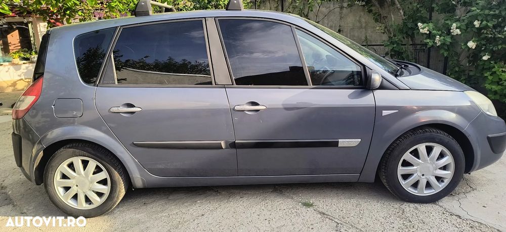 Renault Scenic 1.6 Avantage - 5