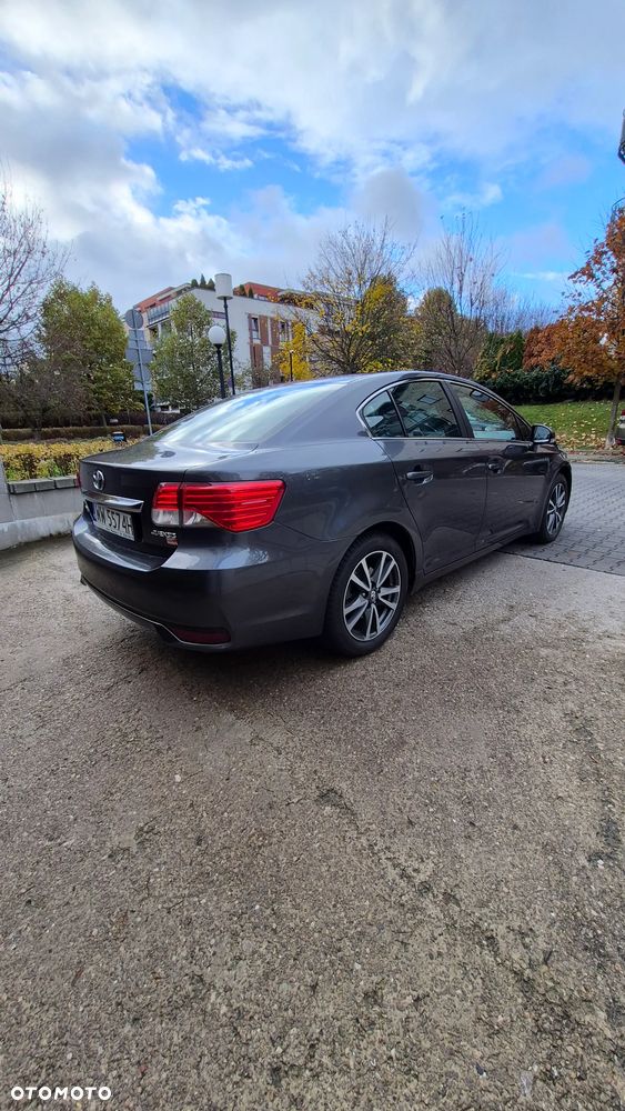 Toyota Avensis 2012 photo 3