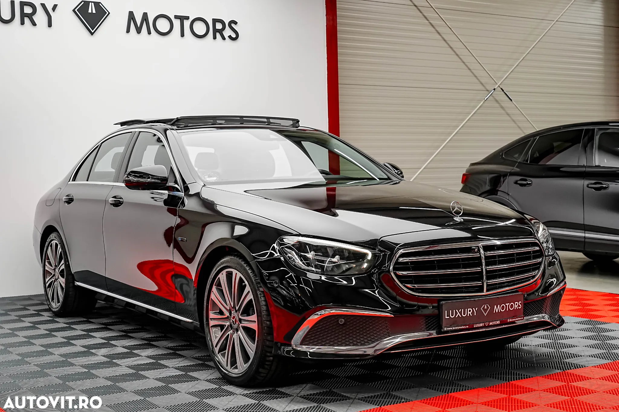 Mercedes-Benz E 300 de 9G-TRONIC Exclusive - 5