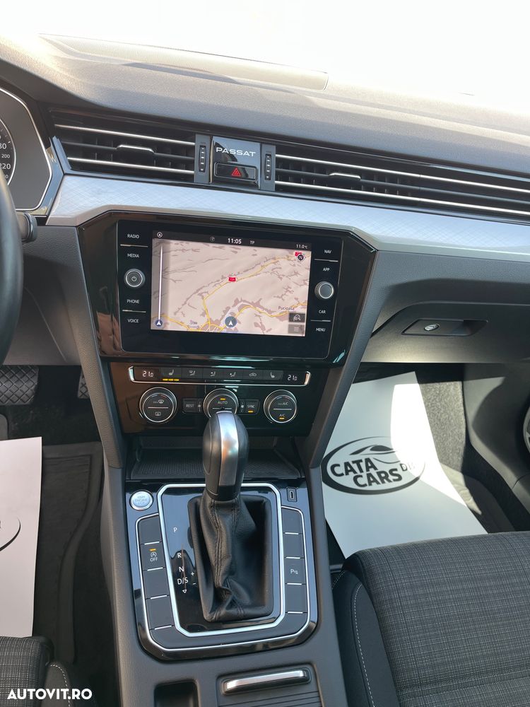 Volkswagen Passat - 31