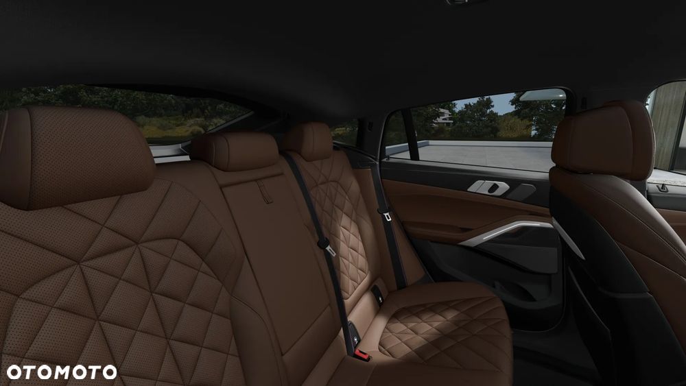 BMW X6 xDrive30d - 12