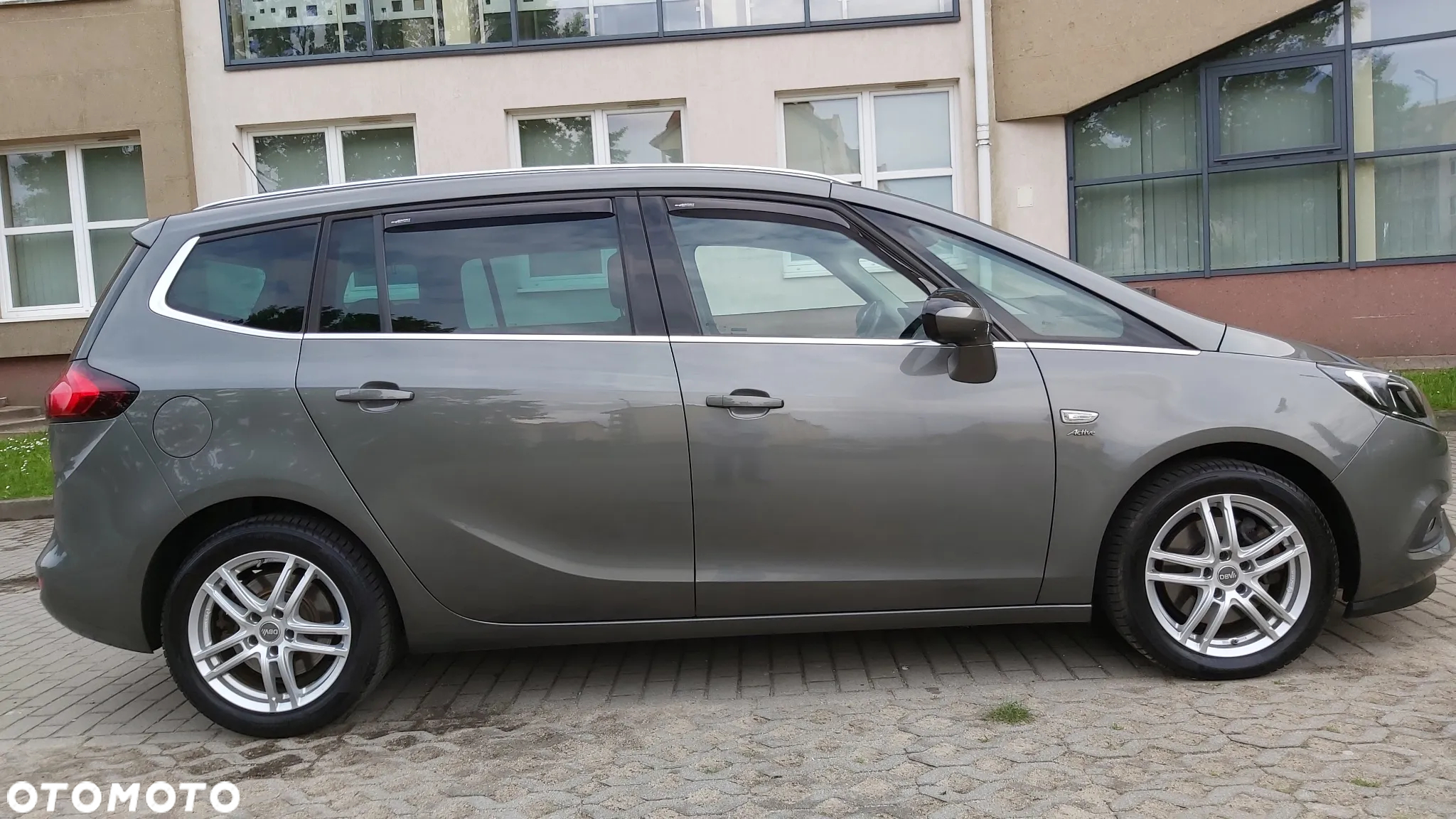 Opel Zafira 2.0 D (CDTI) Automatik Business Edition - 11