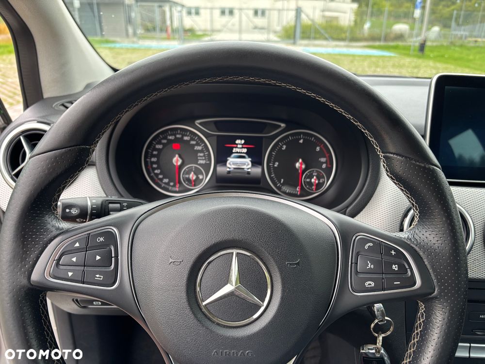 Mercedes-Benz Klasa B 180 (CDI) d AMG Line - 20