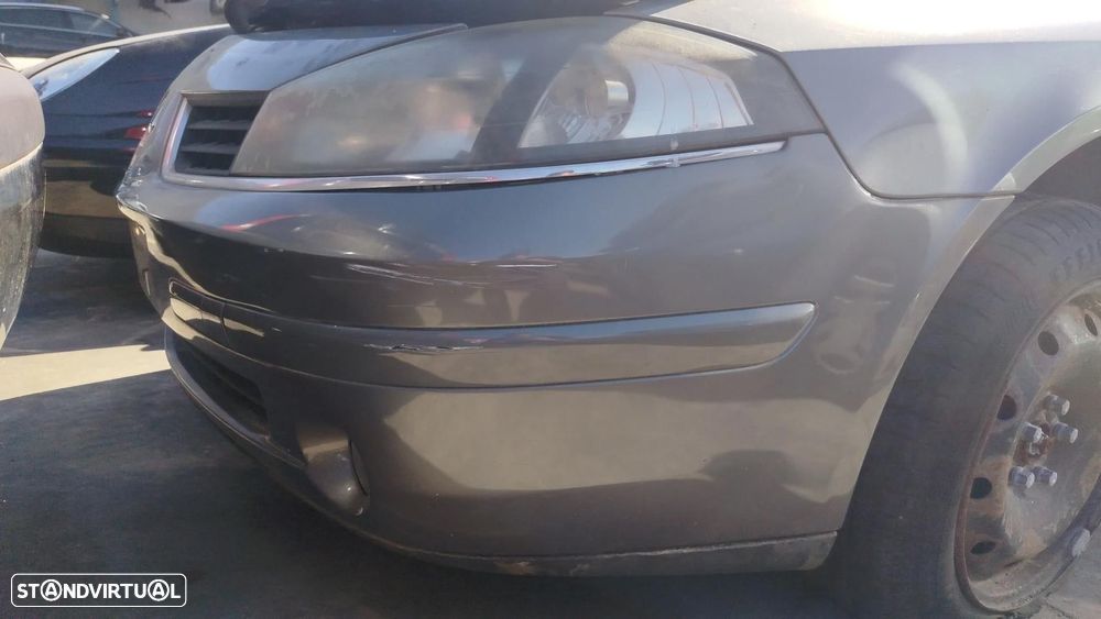 Pára-choques frente RENAULT Laguna II (BG0/1_) - 2