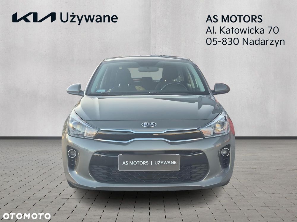 Kia Rio 1.2 L - 8