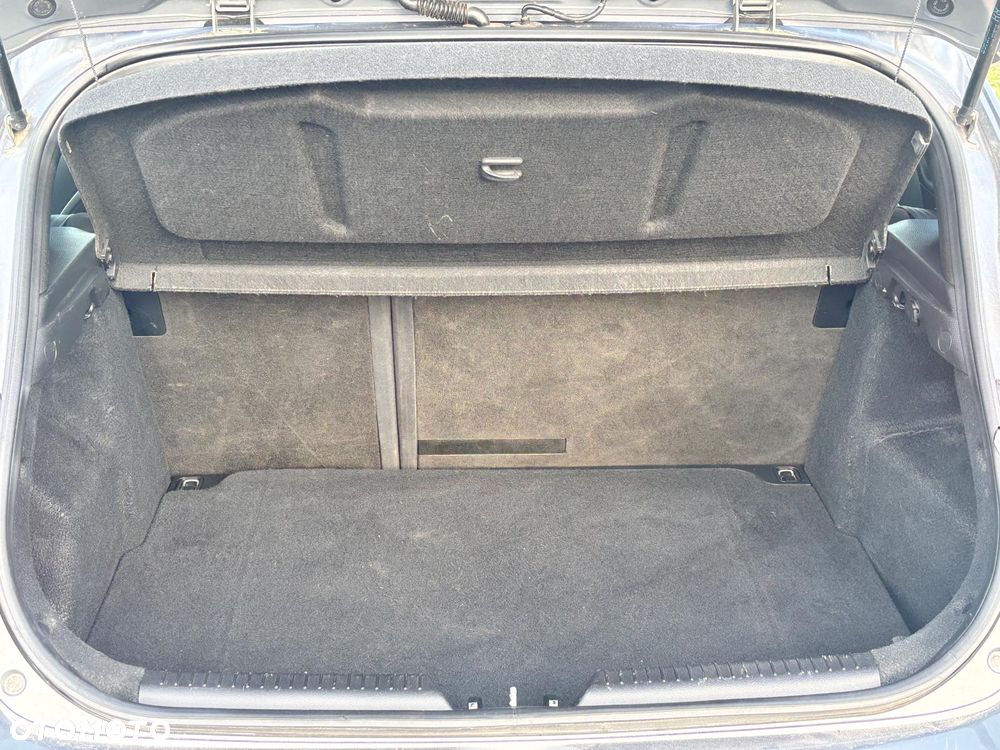 Hyundai i30 blue 1.6 CRDi YES Gold - 8