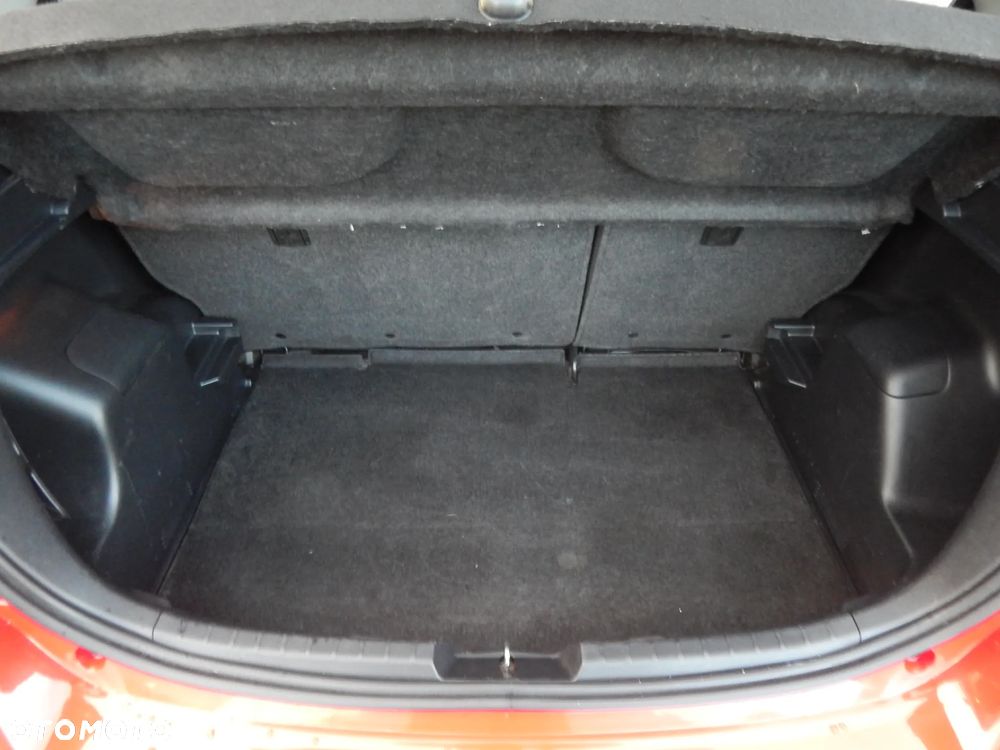 Toyota Yaris 1.33 Sol - 18