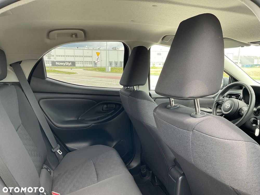 Toyota Yaris Hybrid 1.5 Style - 17