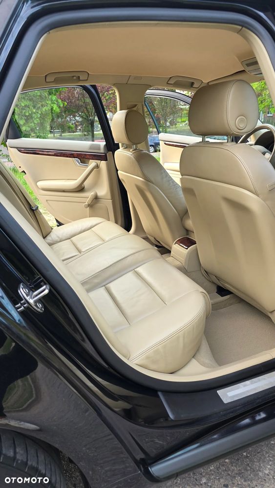 Audi A4 Limousine - 25