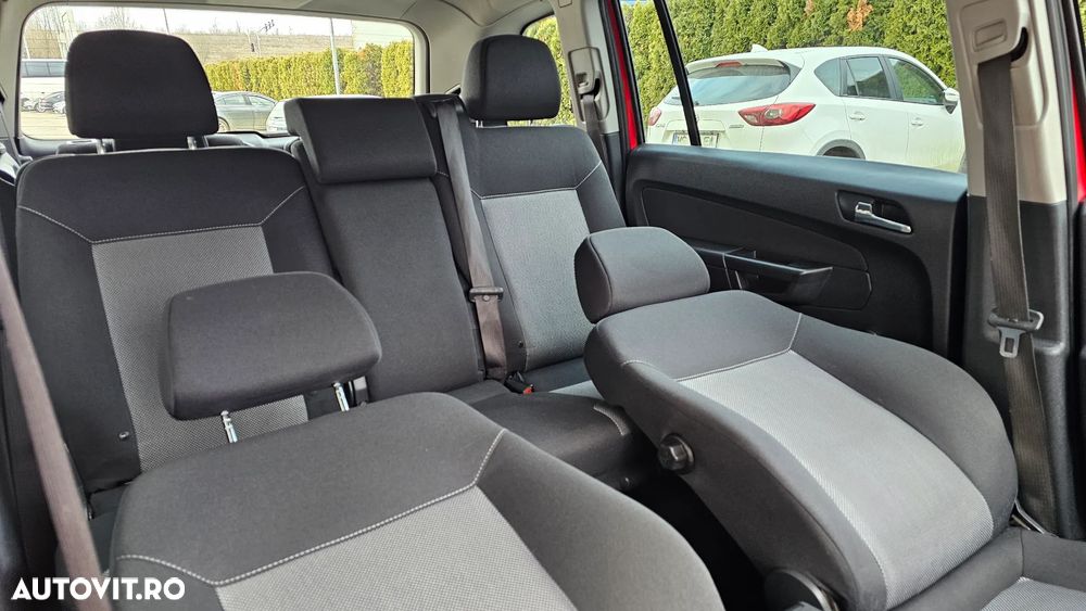 Opel Zafira 1.8 Easytronic Family Plus - 18