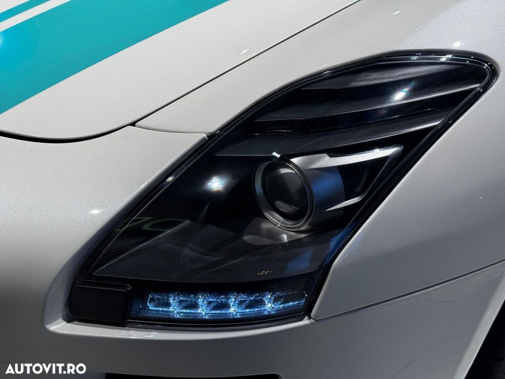 Mercedes-Benz SLS 63 AMG - 17