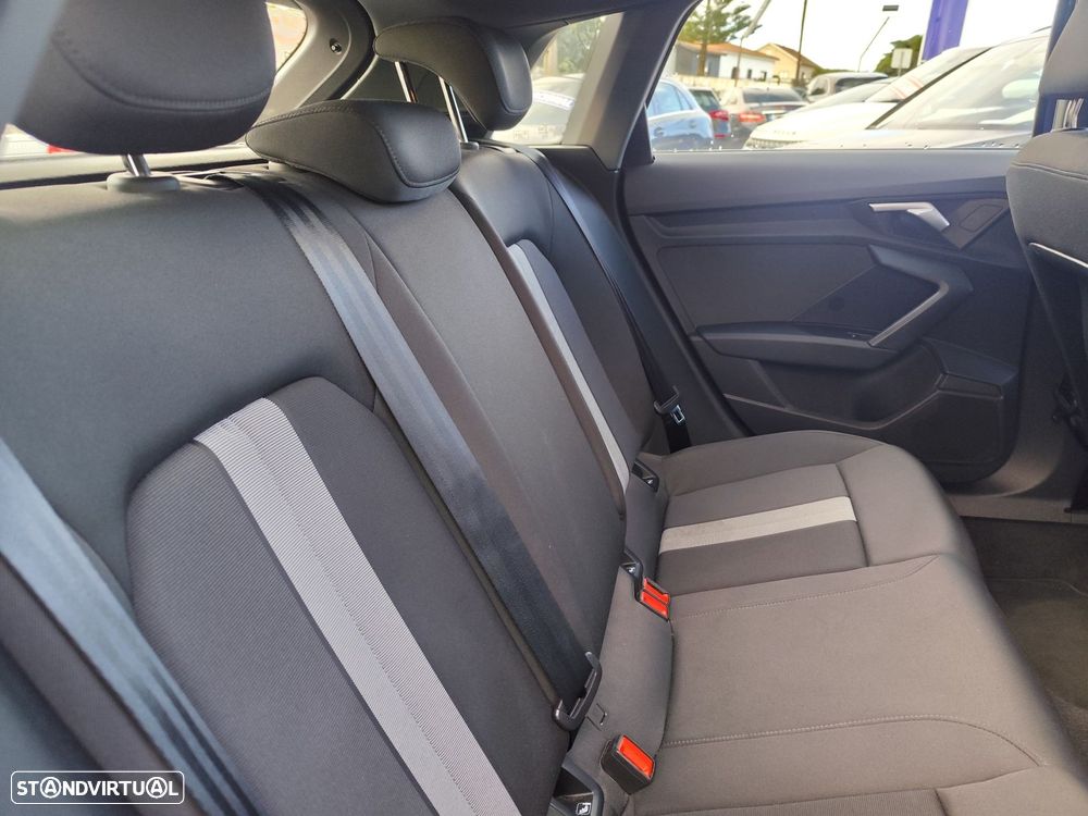 Audi A3 Sportback 30 TFSI Advanced S tronic - 21