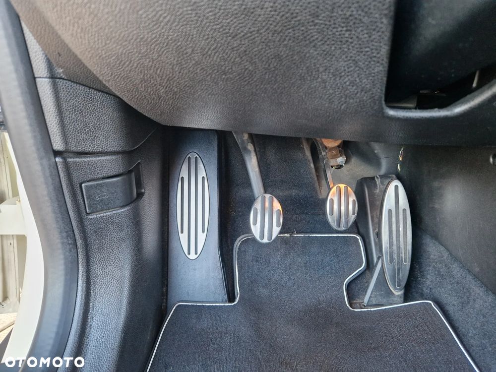 MINI Cooper S 50 Mayfair - 28