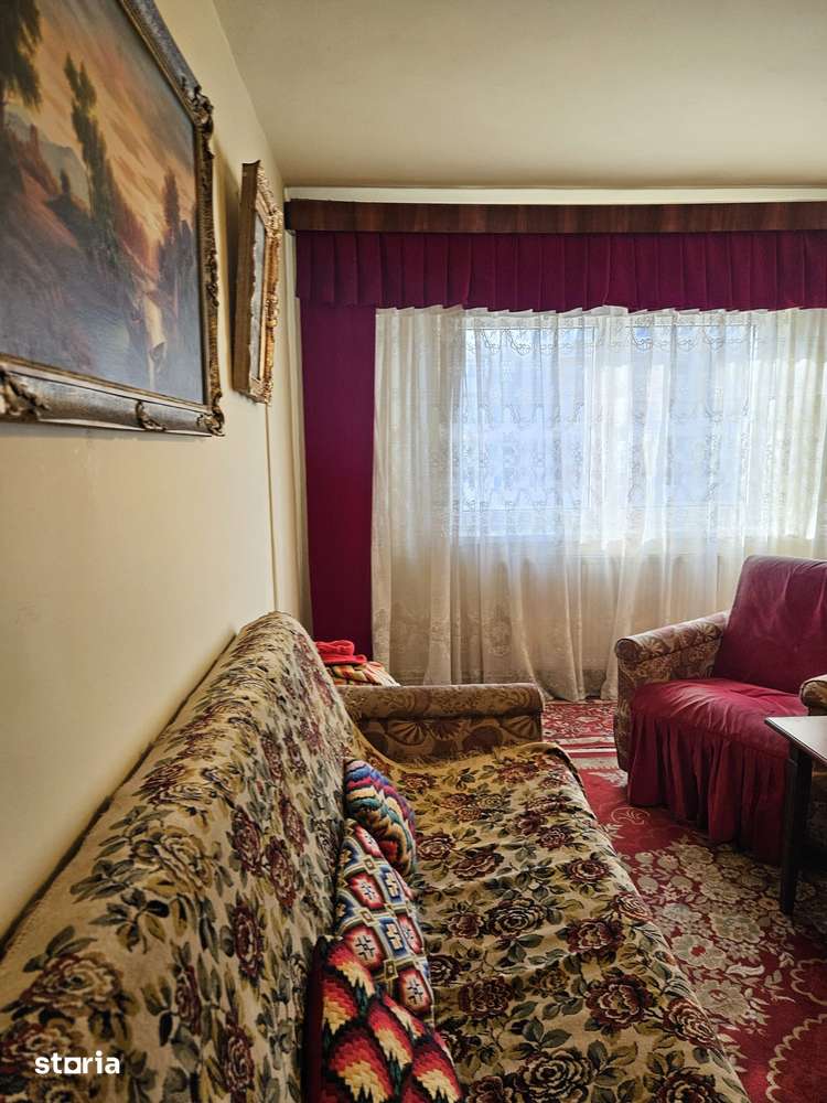 Ap.INSORIT 3 camere decomandate 2 bai/ balcon Vasile Aaron SIBIU — fotografia 2