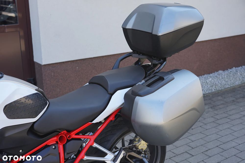 BMW R - 22